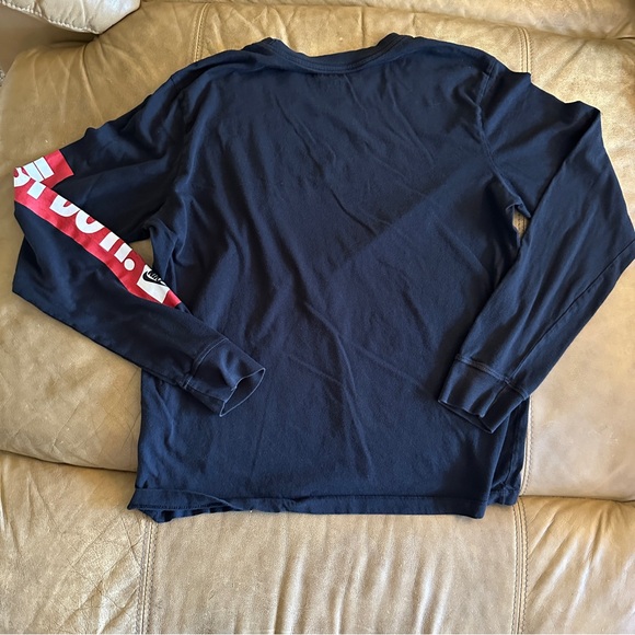 Nike just do it long sleeve black medium - Picture 2 of 3